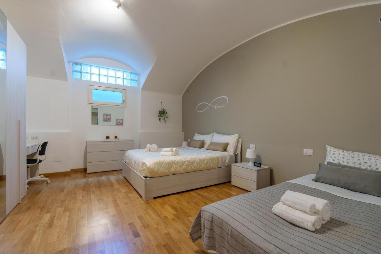 Centro Storico Duomo A 5 Minuti Love Suite Wifi Netflix Milán Exterior foto